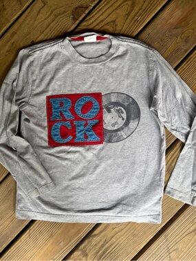 Mini Boden Boys Gray Vintage Rock Music Applique Long Sleeve T-Shirt Size 9-10Y